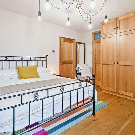Prázdninový dům 2 Bed In Ulverston Oc-91730 *
